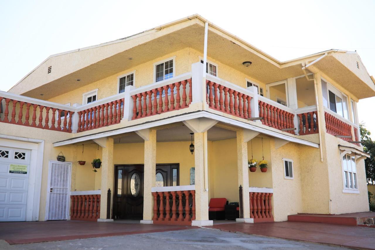 Playa Hermosa Inn At The Beach เอนเซนาดา ภายนอก รูปภาพ